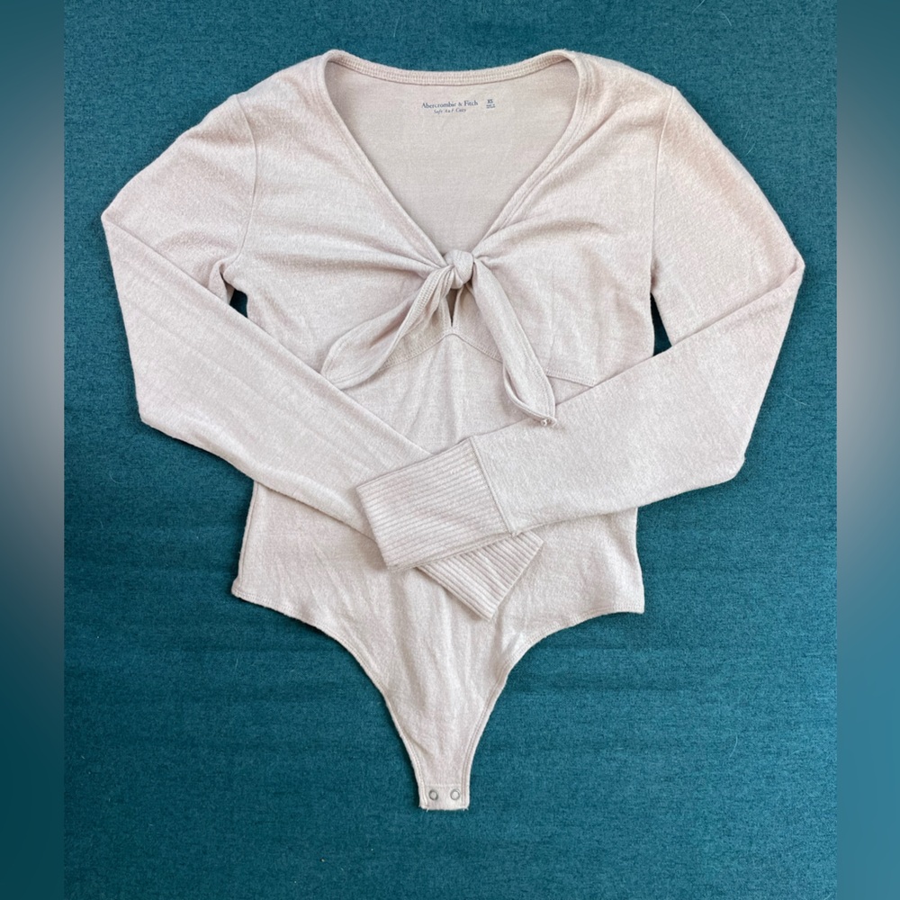 Abercrombie & Fitch Beige Tie-Front Bodysuit